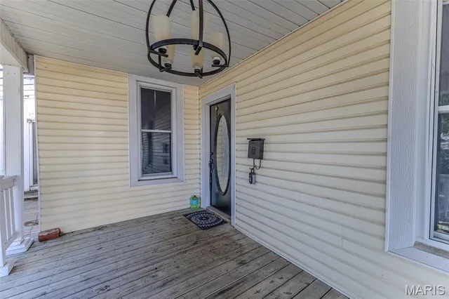 $179,900 | 581 North Madison Avenue, Lebanon, MO 65536