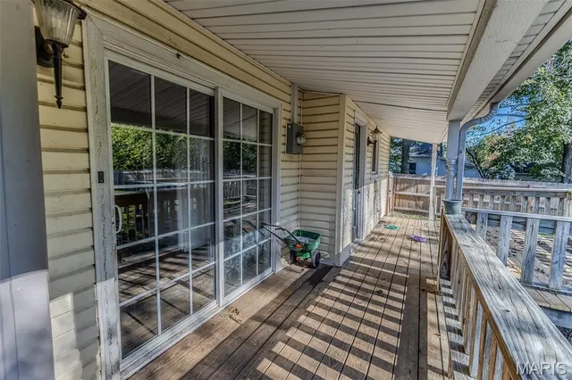 $179,900 | 581 North Madison Avenue, Lebanon, MO 65536