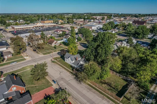 $179,900 | 581 North Madison Avenue, Lebanon, MO 65536