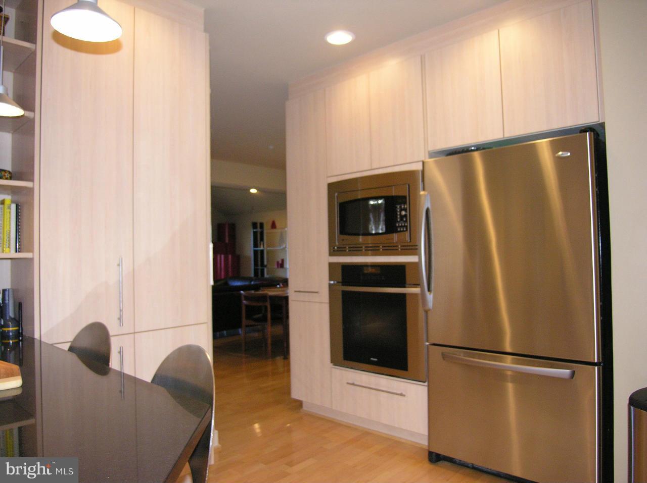 505 East Braddock Road, Unit 802 Alexandria, VA 22314 - Photo 6 of 30 Kitchen