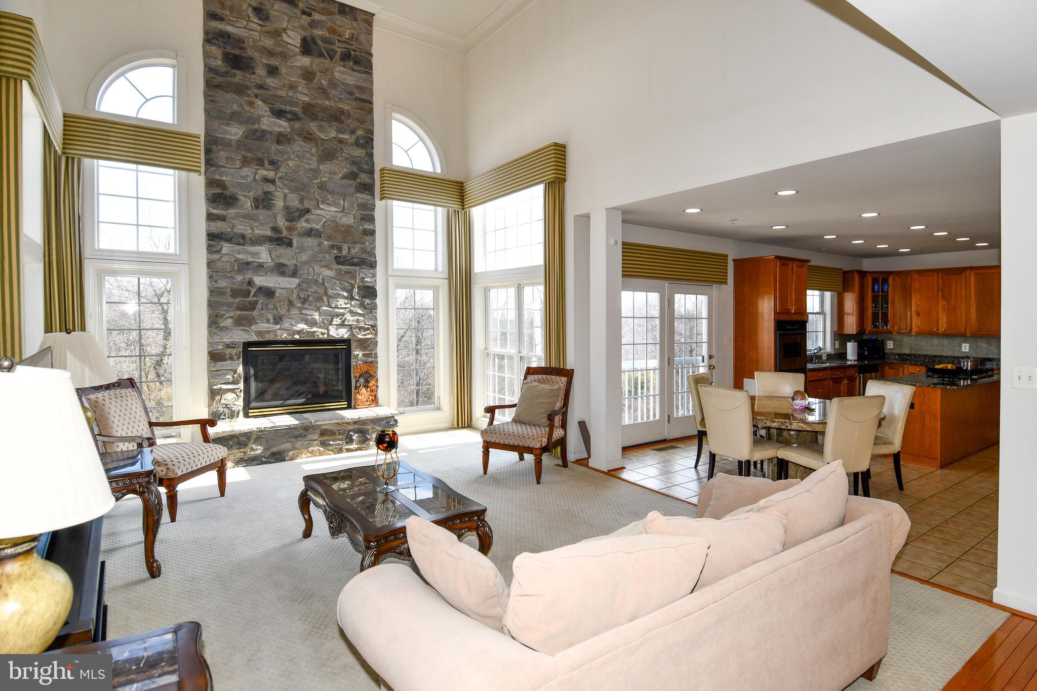 14528 Fairdale Road Silver Spring, MD 20905 - Photo 12 of 62 Family room main floor