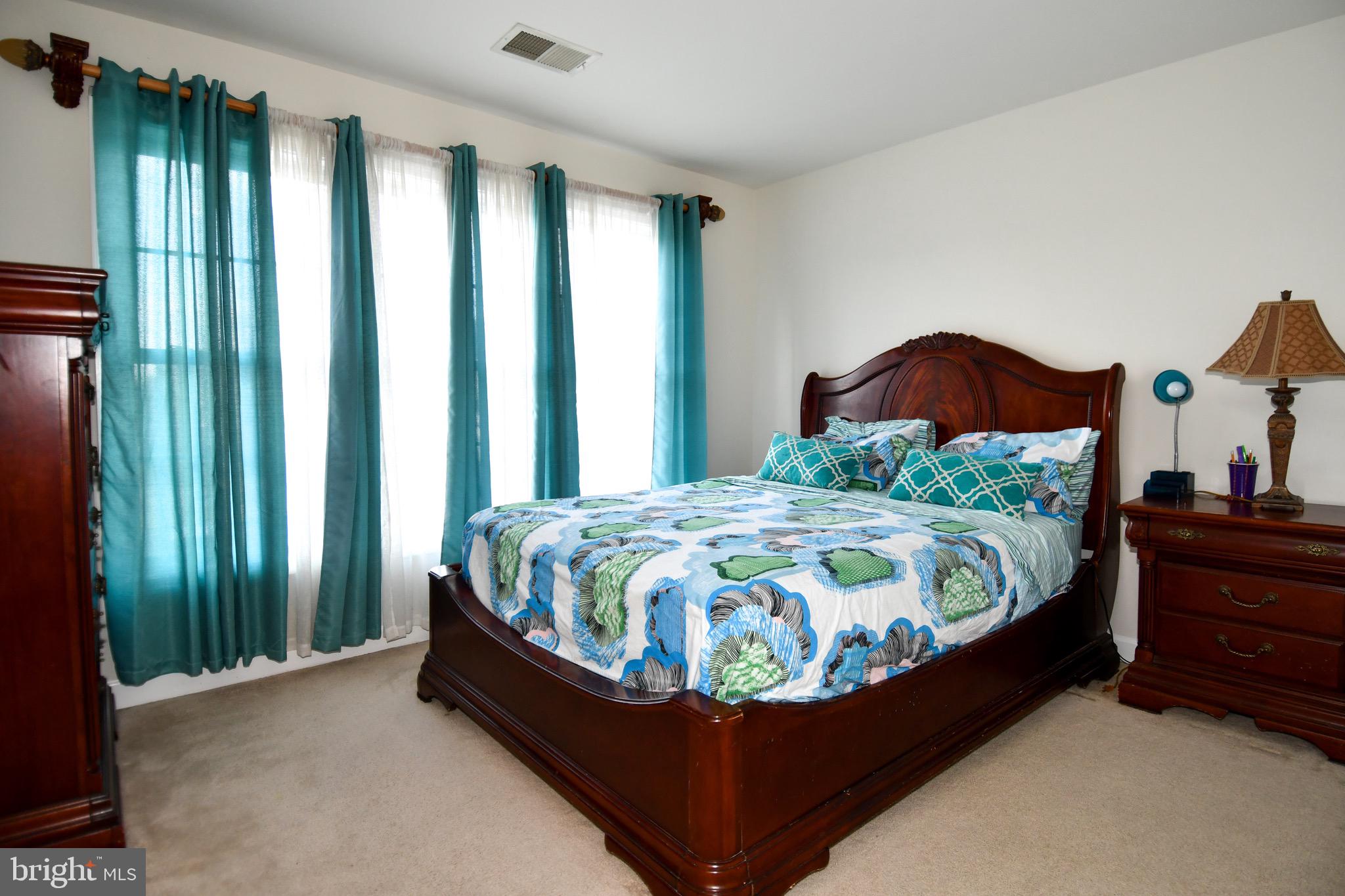 14528 Fairdale Road Silver Spring, MD 20905 - Photo 43 of 62 3rd bed room