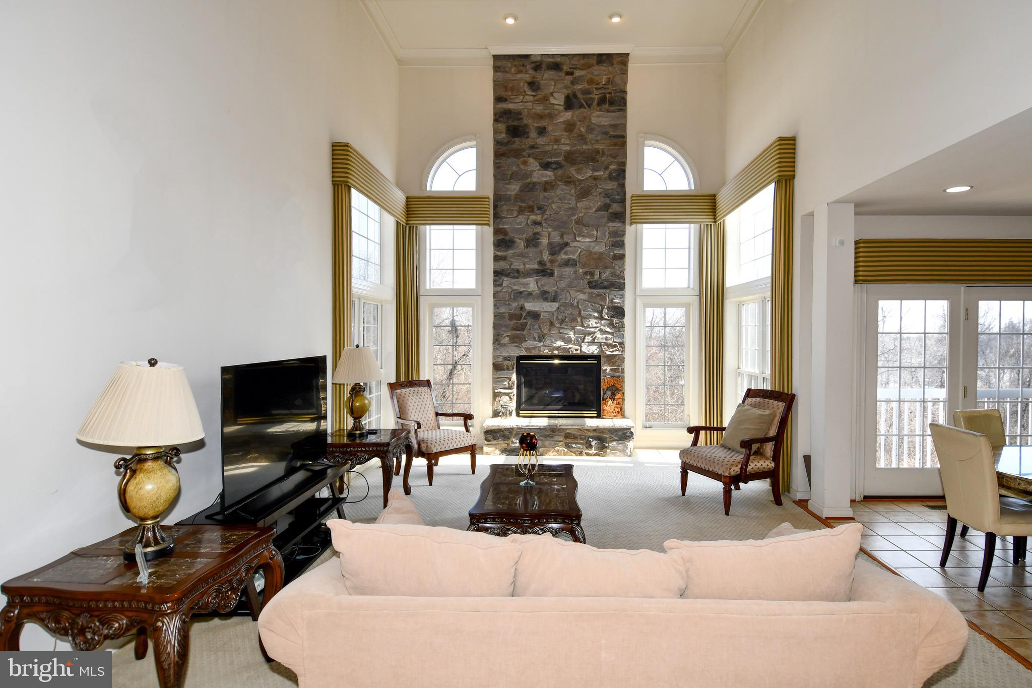 14528 Fairdale Road Silver Spring, MD 20905 - Photo 5 of 62