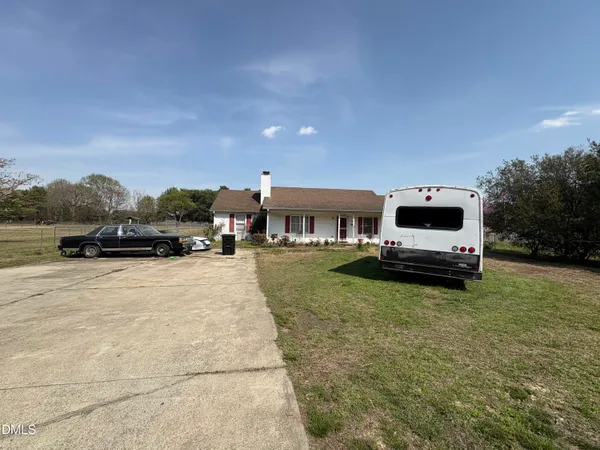 $298,999 | 2012 White Memorial Church Road, Willow Spring, NC 27592