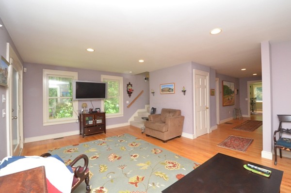 53 Sibley Road Sutton, MA 01590 - Photo 12 of 28