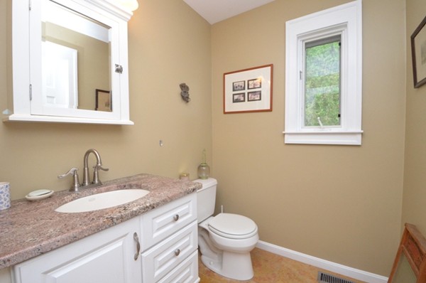 53 Sibley Road Sutton, MA 01590 - Photo 14 of 28