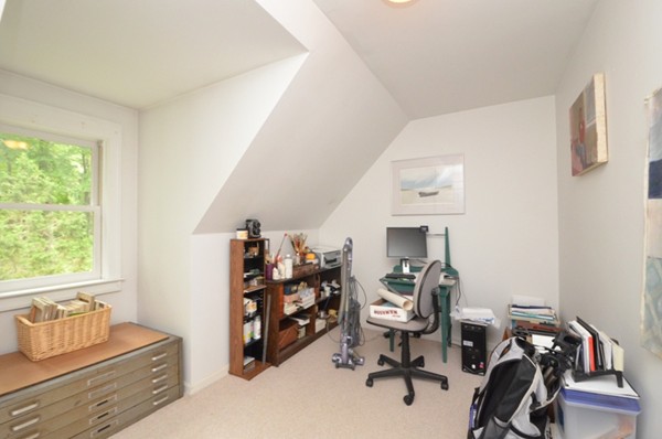 53 Sibley Road Sutton, MA 01590 - Photo 20 of 28