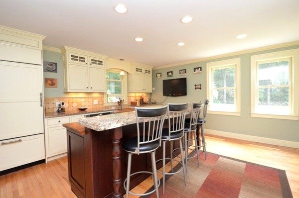 53 Sibley Road Sutton, MA 01590 - Photo 3 of 28