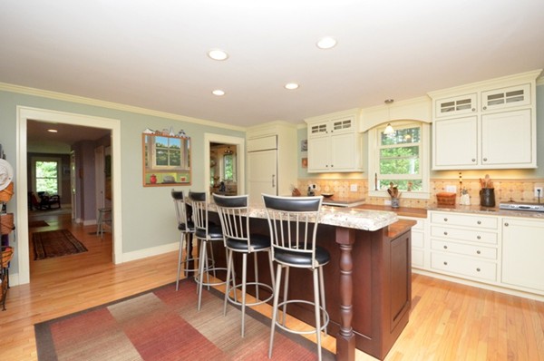 53 Sibley Road Sutton, MA 01590 - Photo 4 of 28