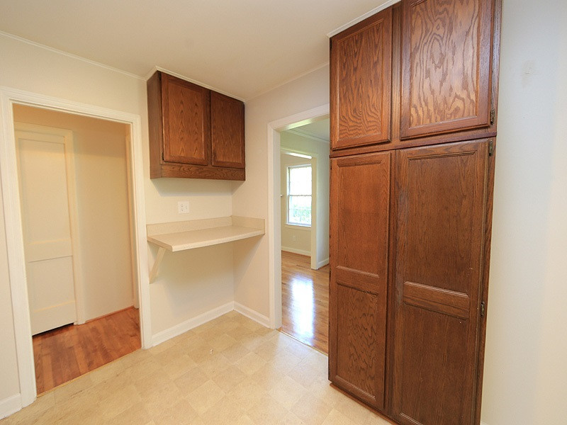 1324 Banbury Road Raleigh, NC 27607 - Photo 12 of 24 Photo 12