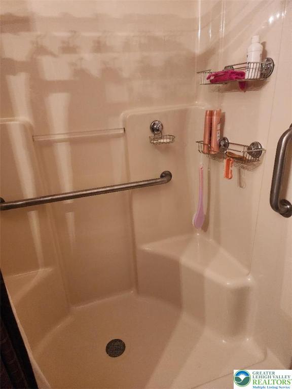 2735 Upstream Farm Road Easton, PA 18040 - Photo 13 of 21 Bathroom View 2