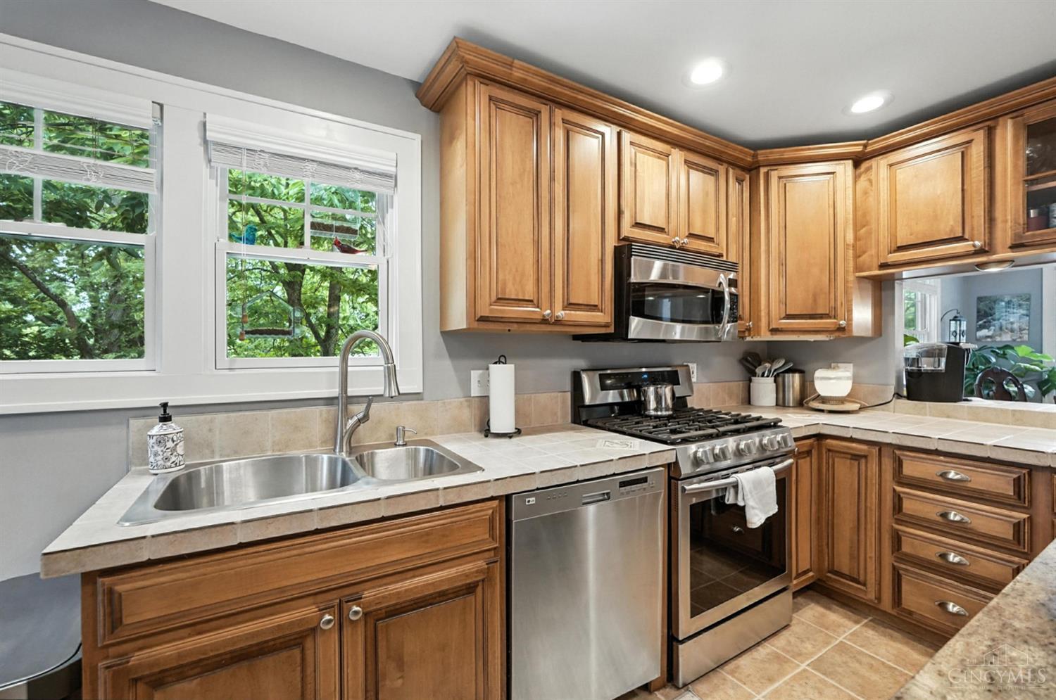 3780 Jessup Road Cincinnati, OH 45247 - Photo 18 of 95 Gallery Image 18