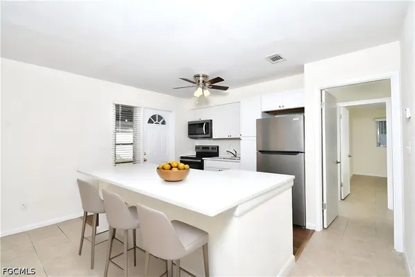 $1,150 | 44 Tangelo Court, Lehigh Acres, FL 33936