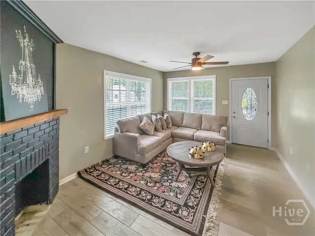 $1,900 | 1012 West 52nd Street, Savannah, GA 31405