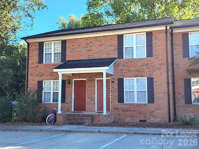 $1,250 | 268 Southcircle Drive Northwest, Unit G, Concord, NC 28027