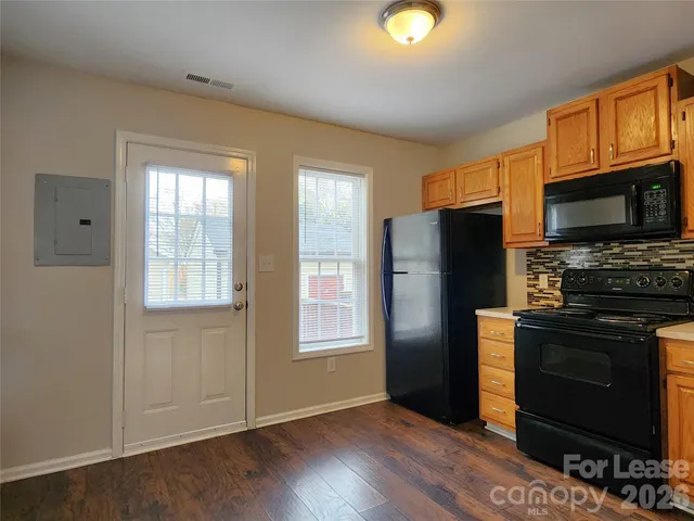 $1,250 | 268 Southcircle Drive Northwest, Unit G, Concord, NC 28027