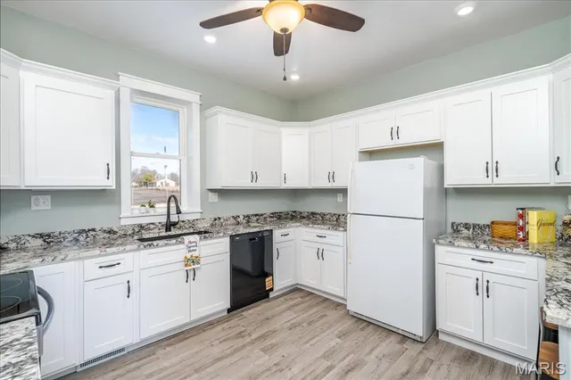 $259,000 | 701 South 2nd Street, Owensville, MO 65066