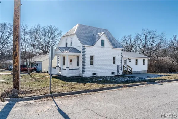 $239,900 | 701 South 2nd Street, Owensville, MO 65066