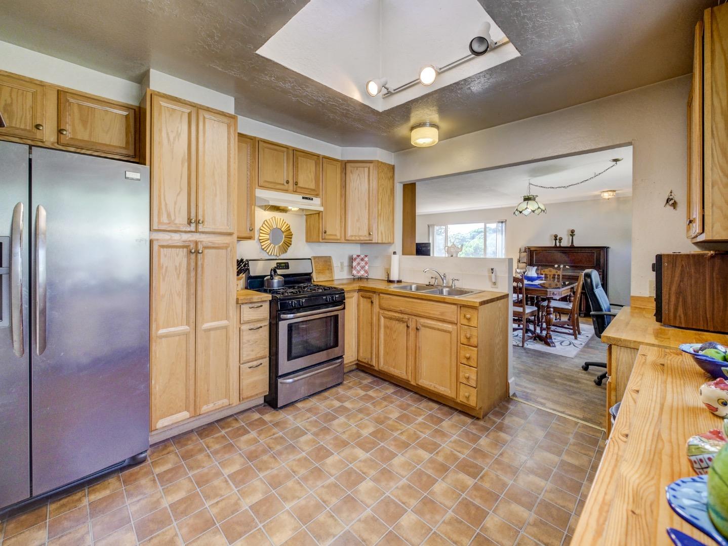 194 Hidden Valley Road Watsonville, CA 95076 - Photo 13 of 32 Gallery Image 13