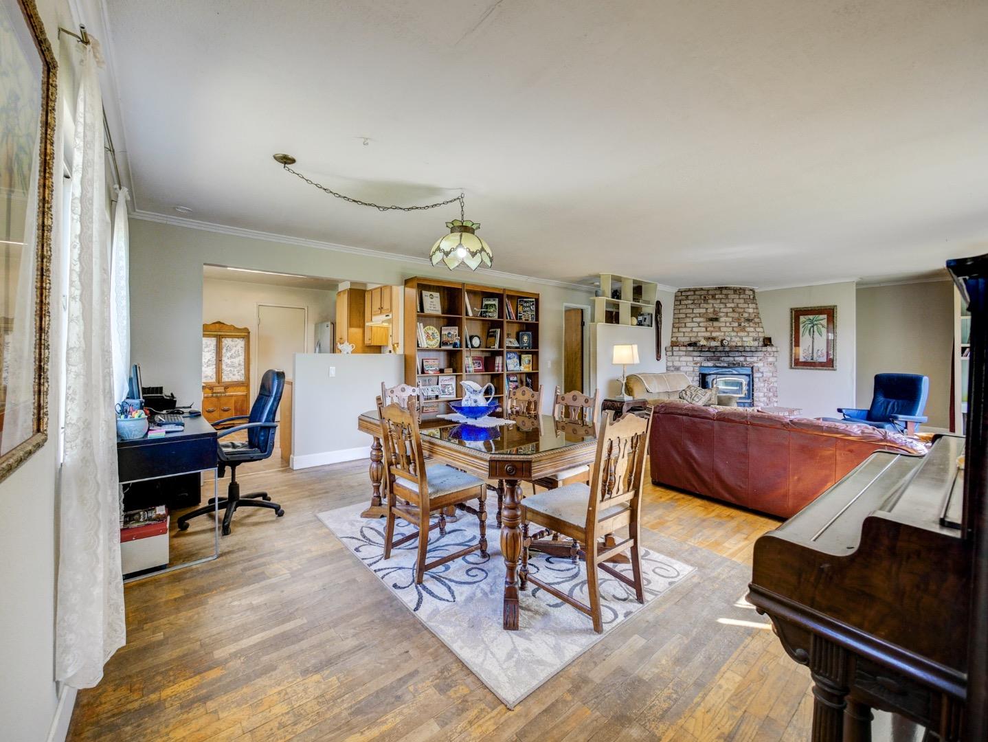 194 Hidden Valley Road Watsonville, CA 95076 - Photo 2 of 32 Gallery Image 2