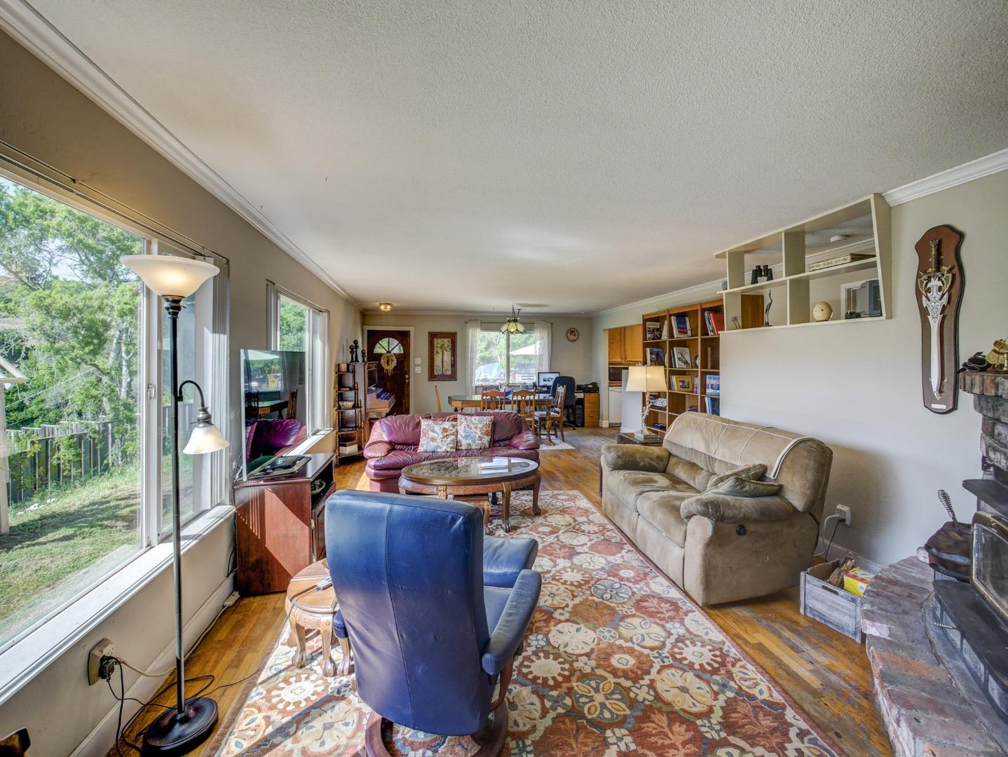194 Hidden Valley Road Watsonville, CA 95076 - Photo 10 of 32 Gallery Image 10