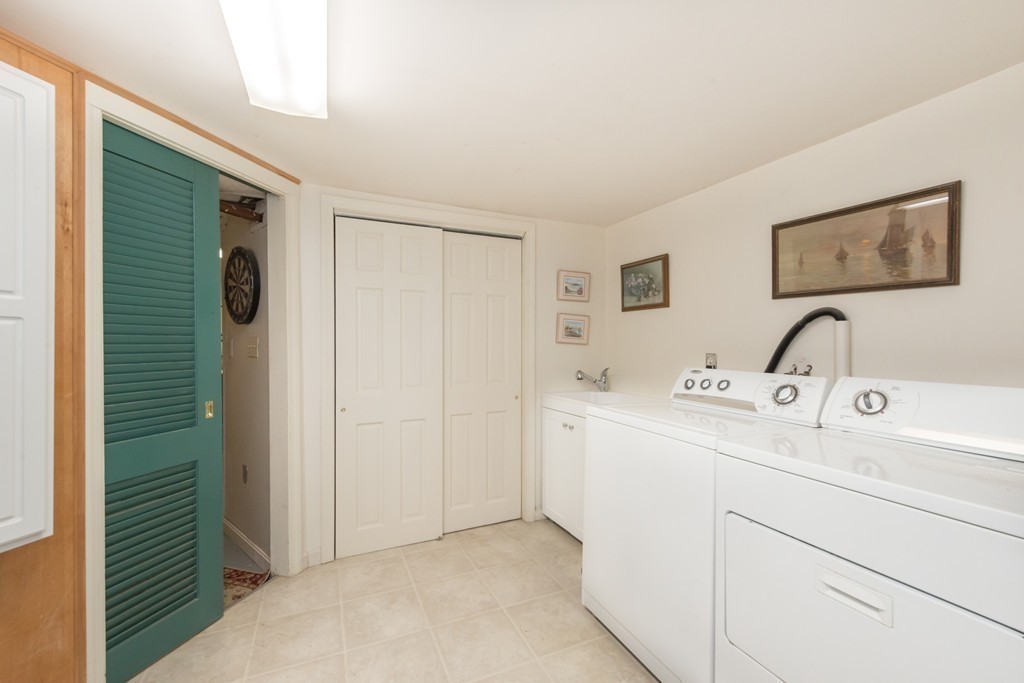15 Sunset Road Marblehead, MA 01945 - Photo 18 of 24 Gallery Image 18