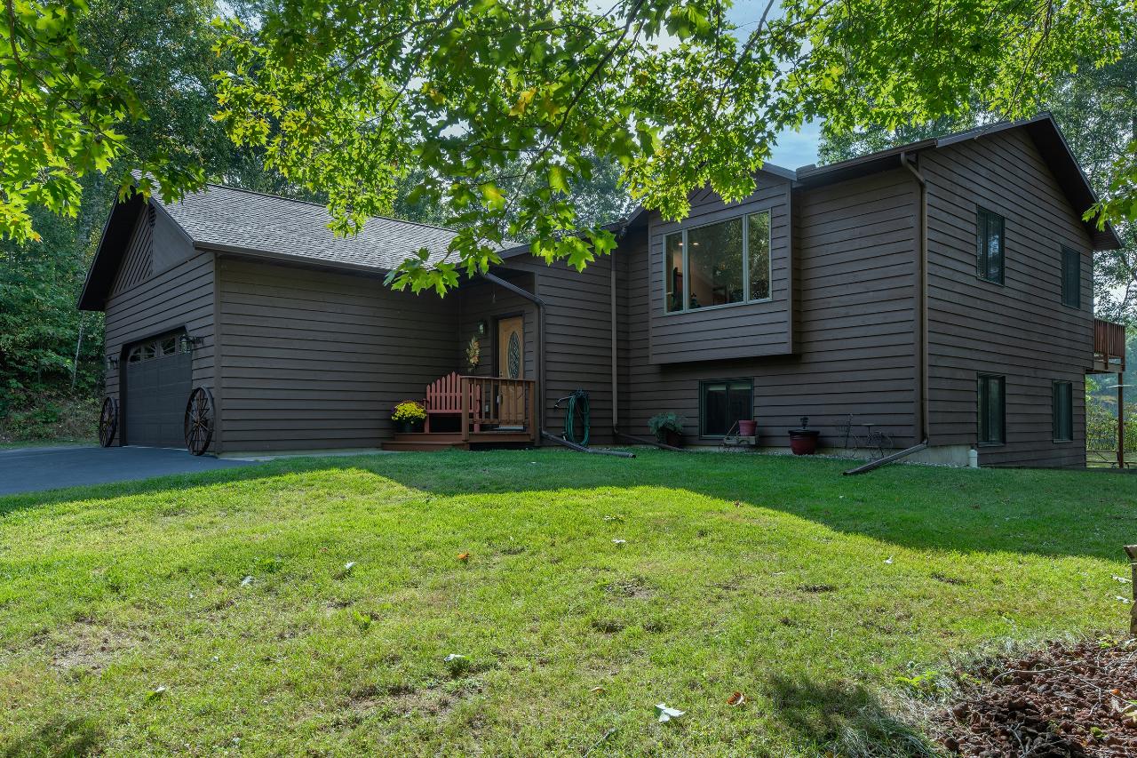 6003 Redpine Lane Rhinelander, WI 54501 - Photo 15 of 39 Gallery Image 15