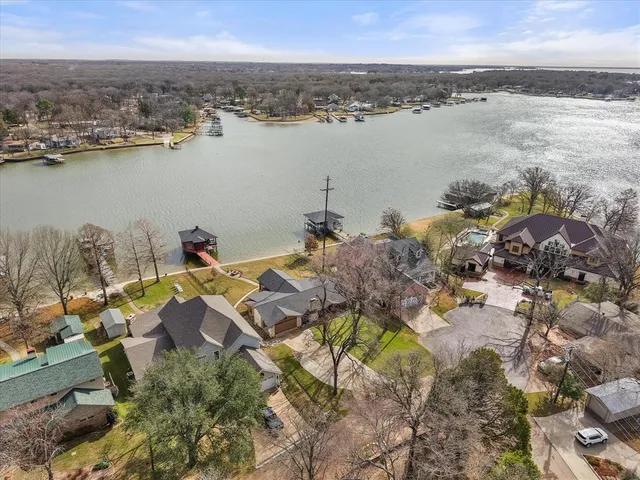 $980,000 | 110 Northwood Place, Enchanted Oaks, TX 75156