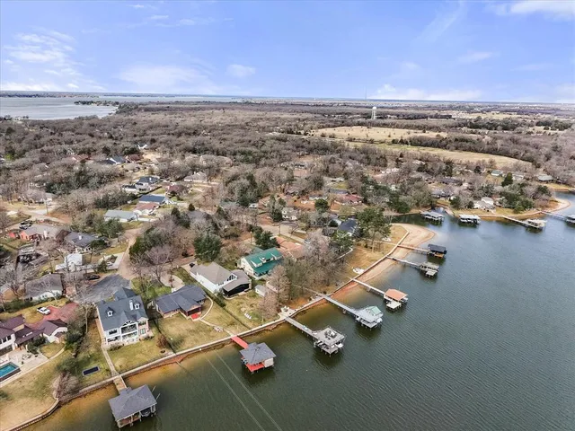 $980,000 | 110 Northwood Place, Enchanted Oaks, TX 75156