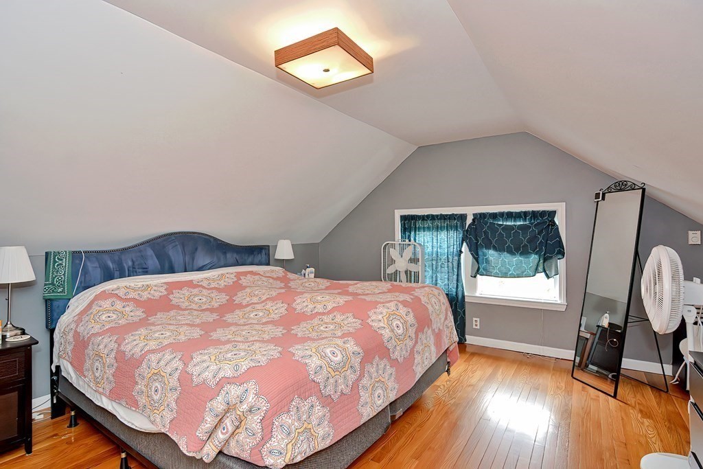 17 Laurel Road Milton, MA 02186 - Photo 34 of 40 Gallery Image 34
