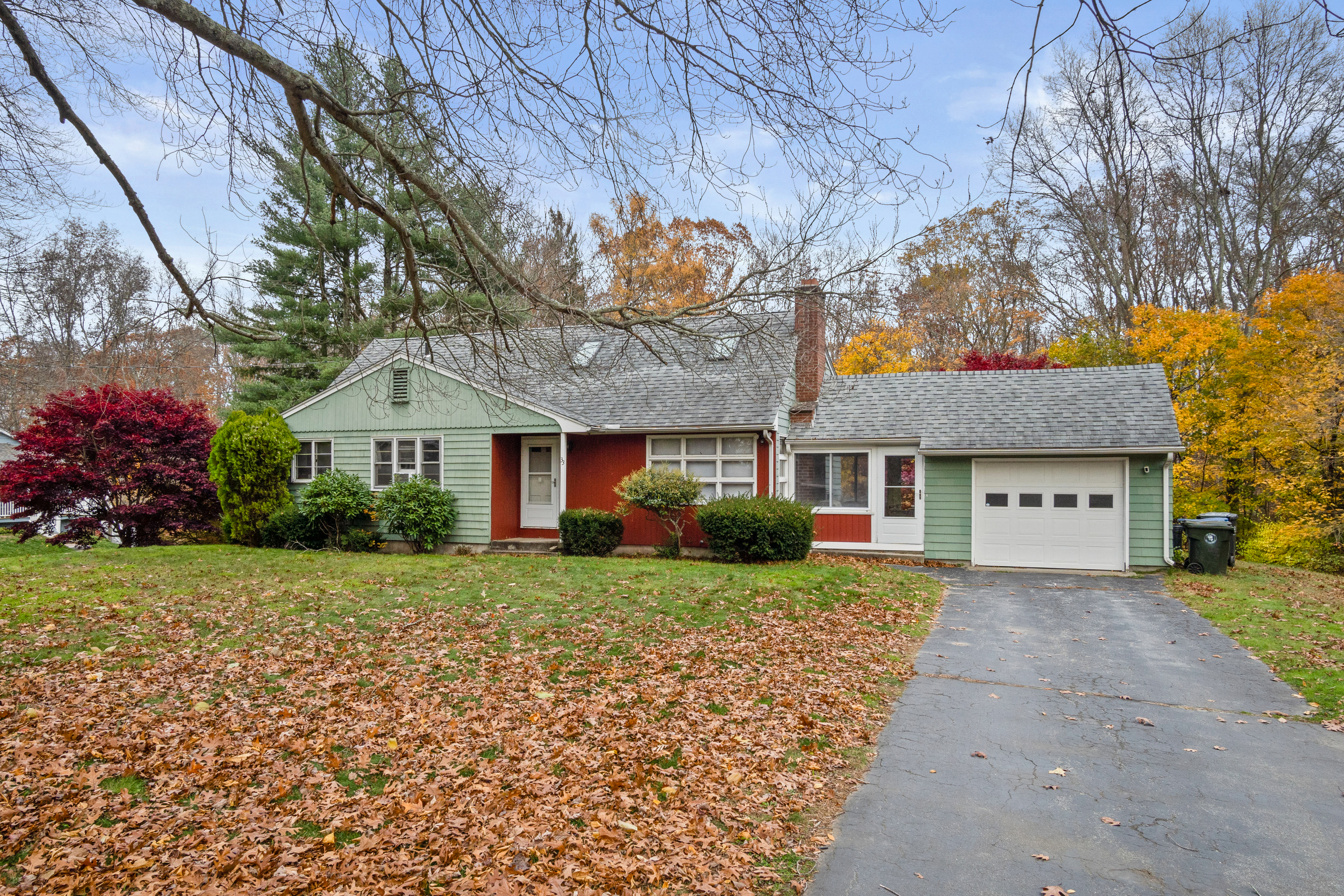 33 Briar Hill Road Norwich, CT 06360 - Photo 1 of 1 Gallery Image 1