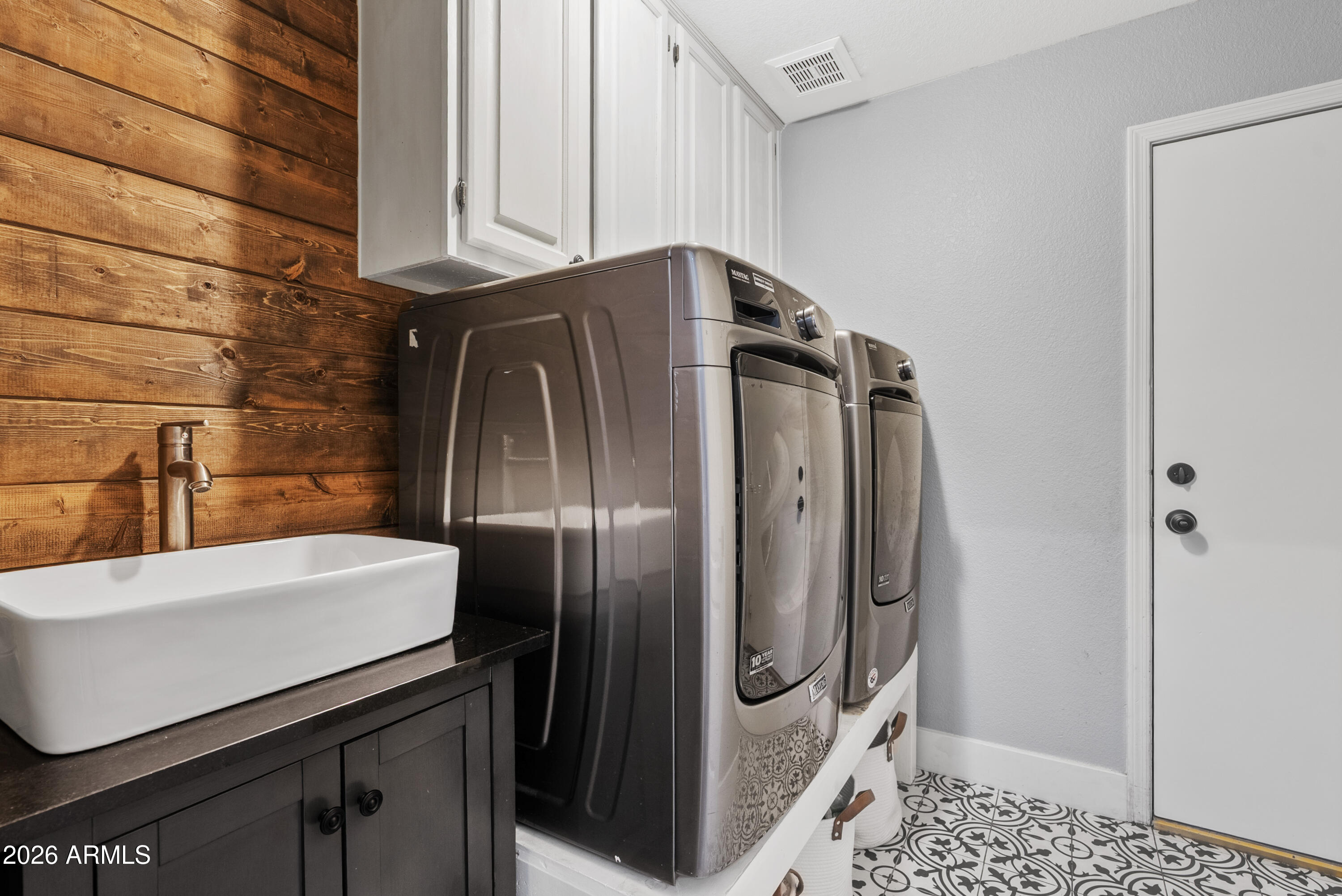 6550 East Roland Street Mesa, AZ 85215 - Photo 21 of 34 Laundry Room