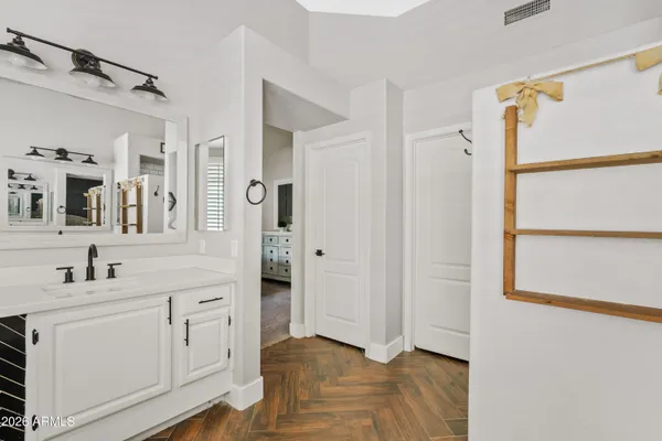 $695,000 | 6550 East Roland Street, Mesa, AZ 85215