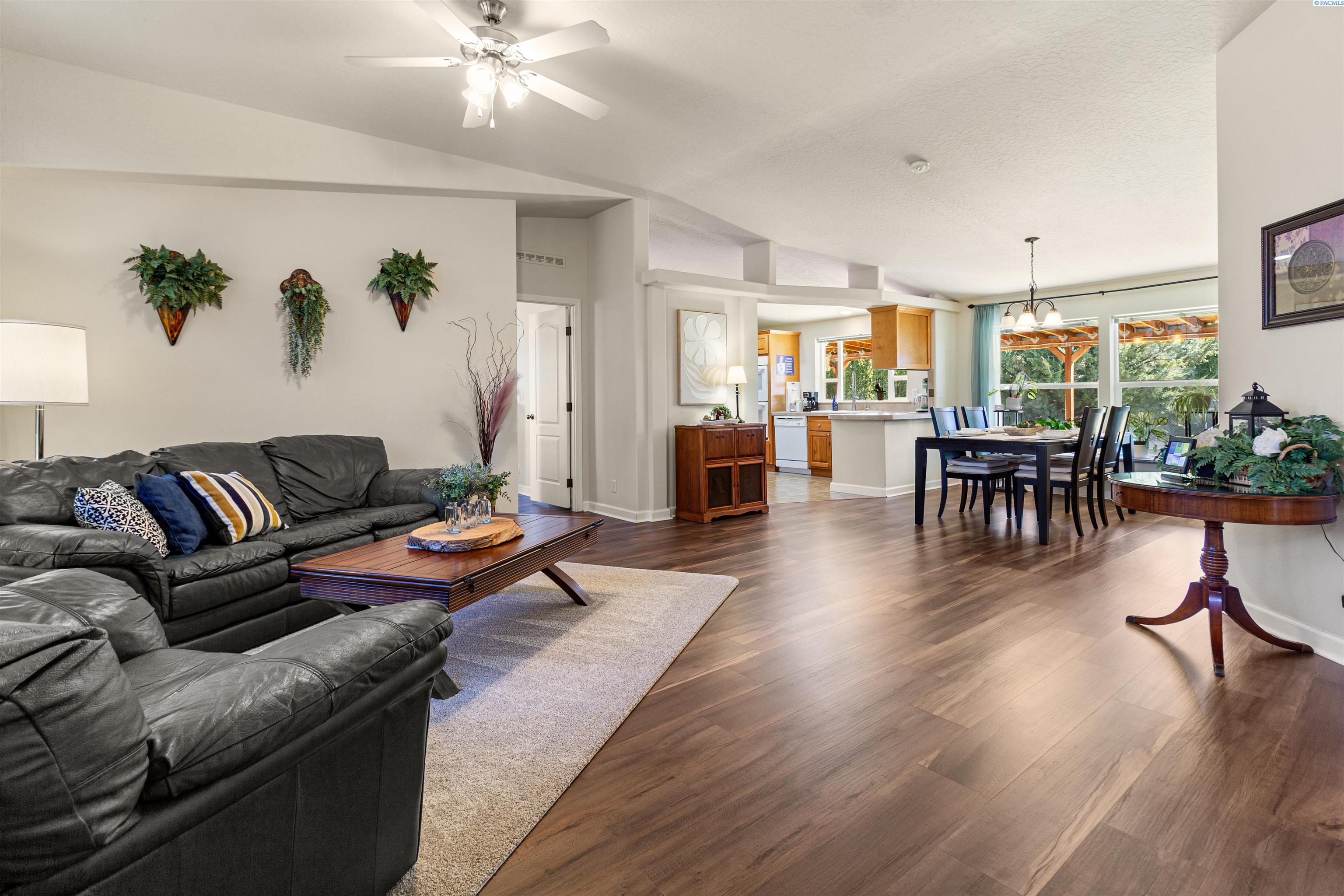 13282 East Ruppert Road Benton City, WA 99320 - Photo 5 of 35 Gallery Image 5