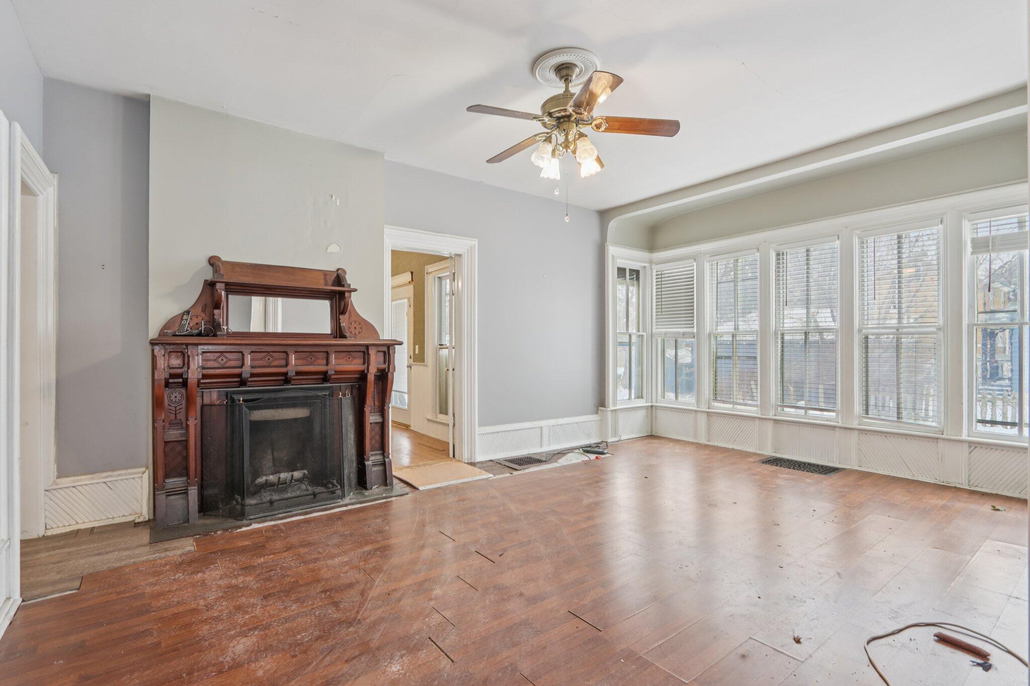 711 East Walworth Avenue Delavan, WI 53115 - Photo 8 of 51 Family Room