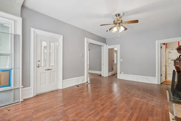 $210,000 | 711 East Walworth Avenue, Delavan, WI 53115