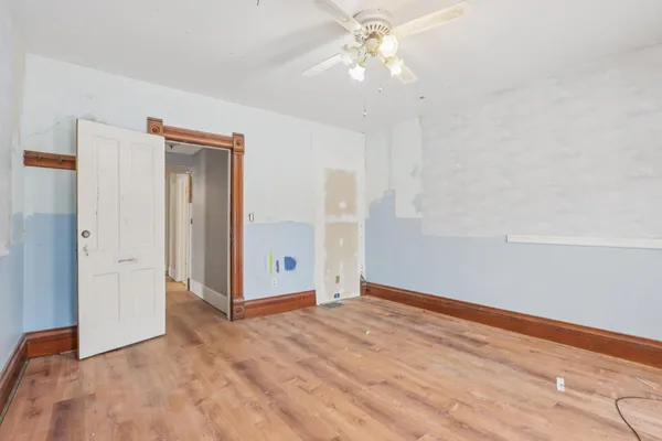 $210,000 | 711 East Walworth Avenue, Delavan, WI 53115