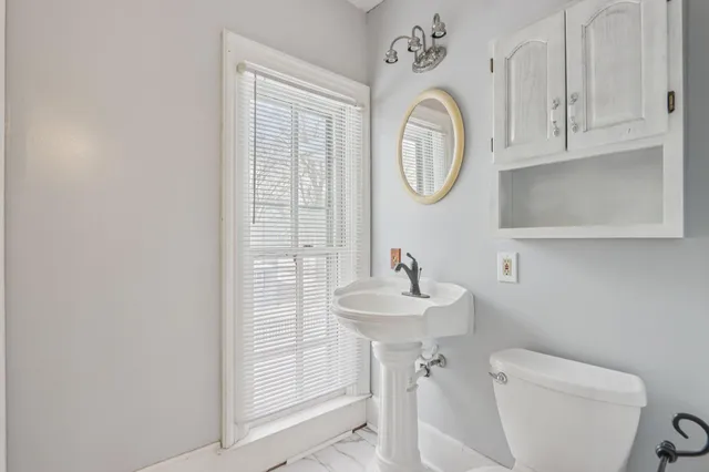 $210,000 | 711 East Walworth Avenue, Delavan, WI 53115