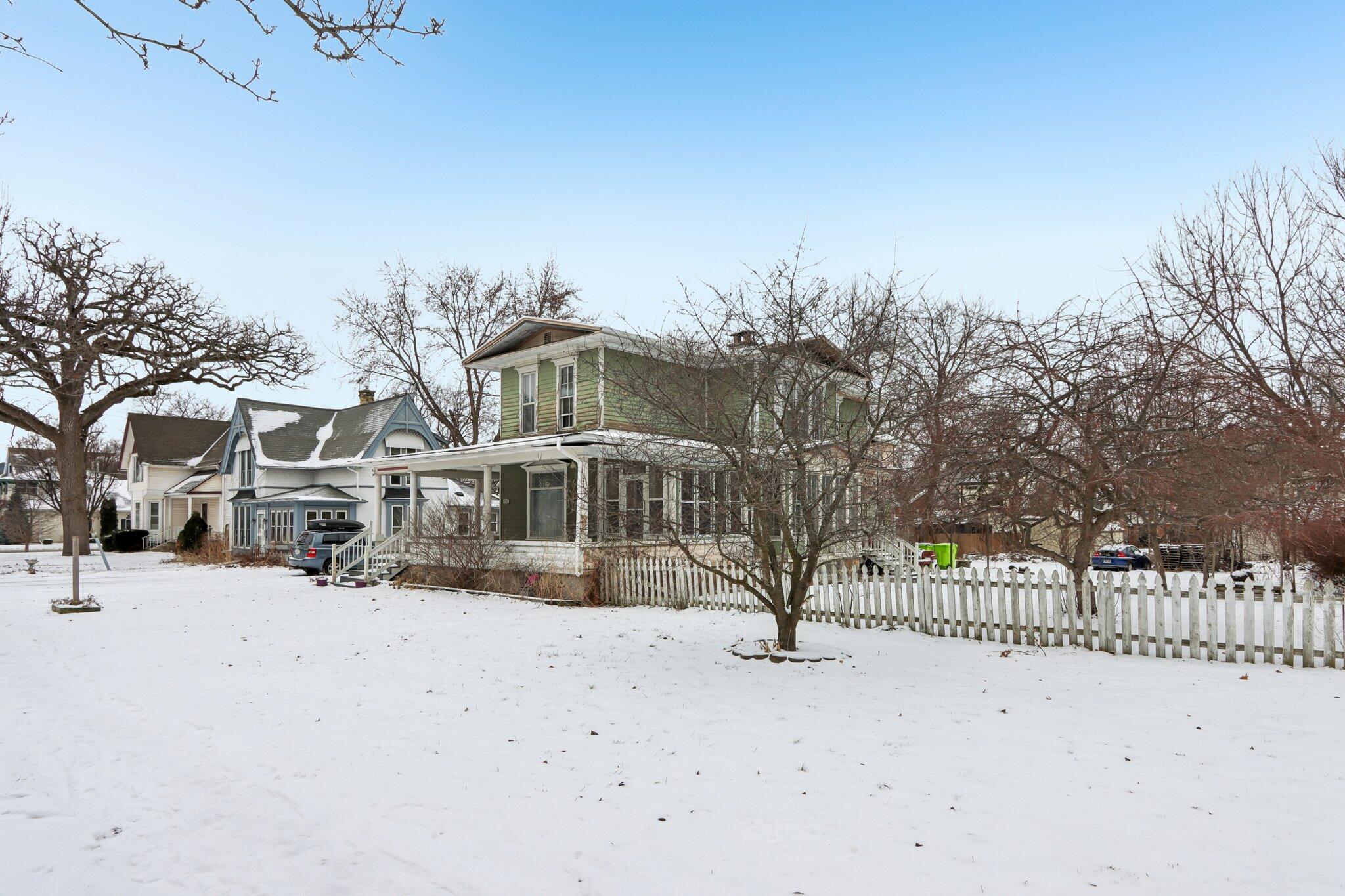 711 East Walworth Avenue Delavan, WI 53115 - Photo 39 of 51 Exterior