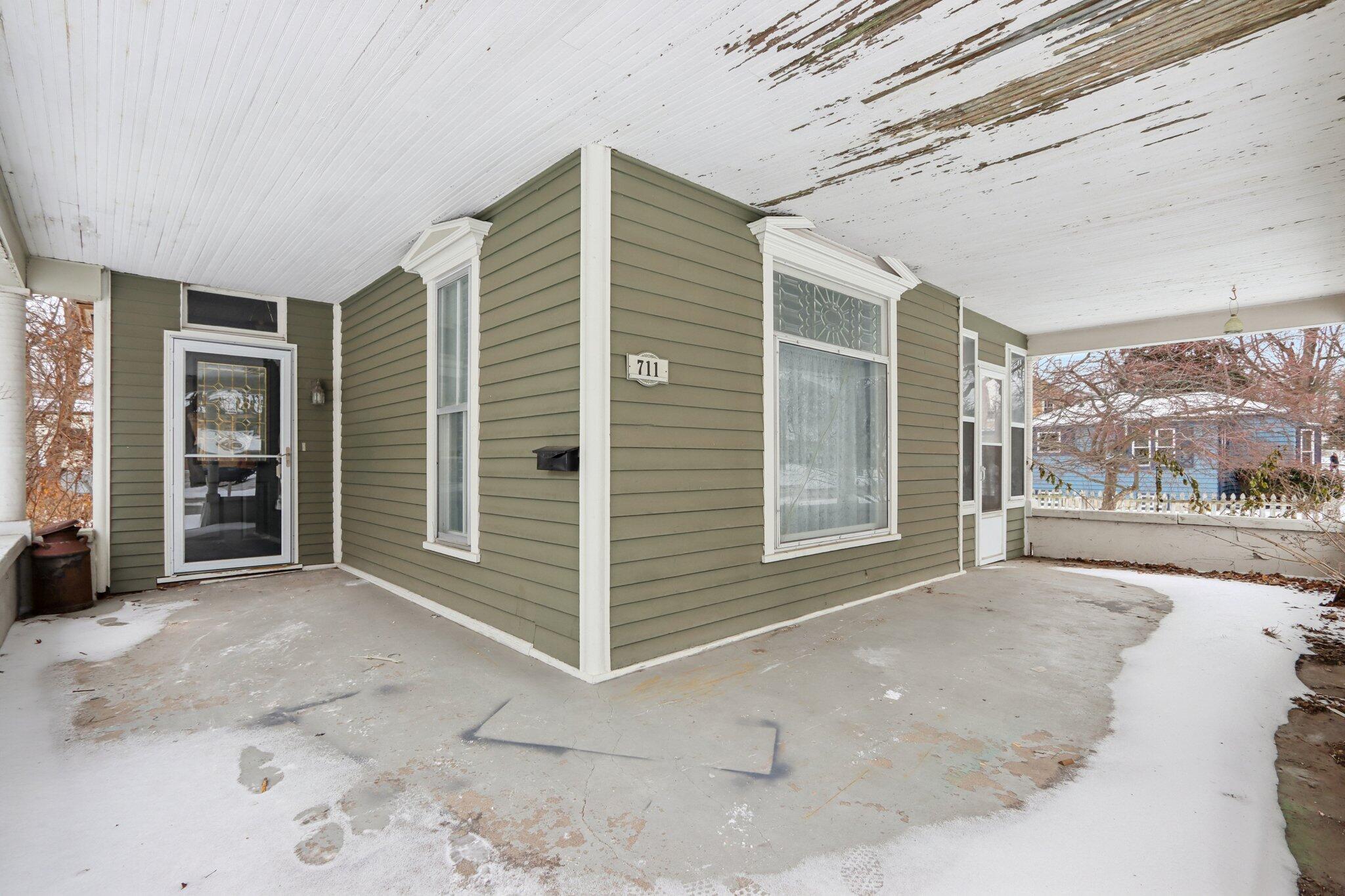 711 East Walworth Avenue Delavan, WI 53115 - Photo 41 of 51 Porch