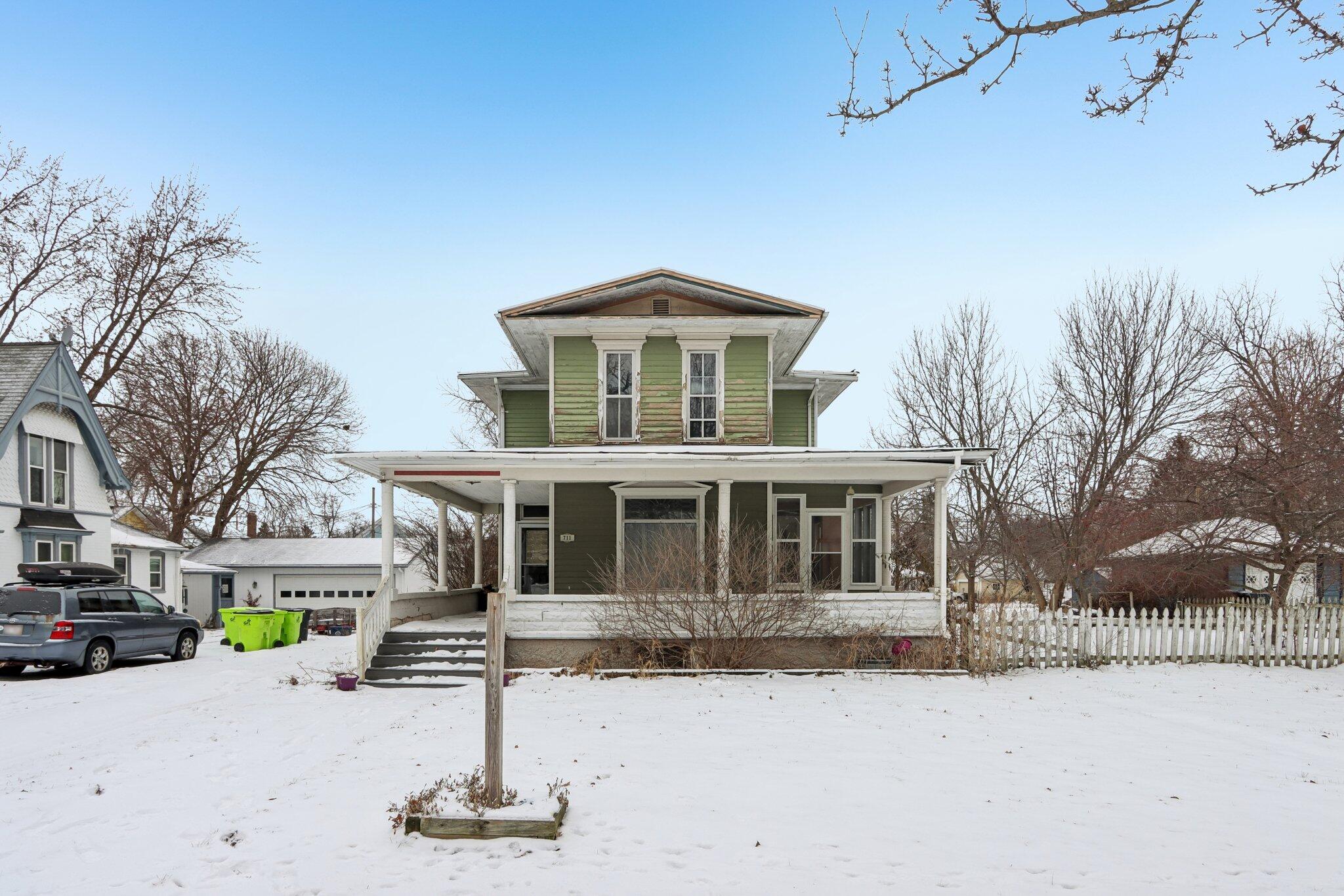 711 East Walworth Avenue Delavan, WI 53115 - Photo 45 of 51 Exterior