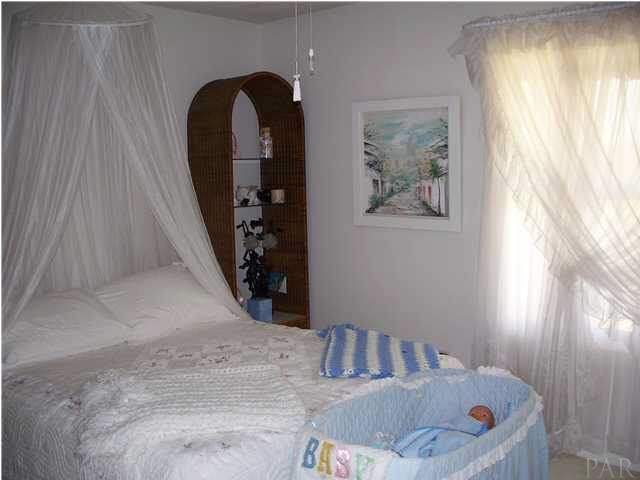 7541 Helms Road Pensacola, FL 32526 - Photo 17 of 25 ADDITIONAL BEDROOM