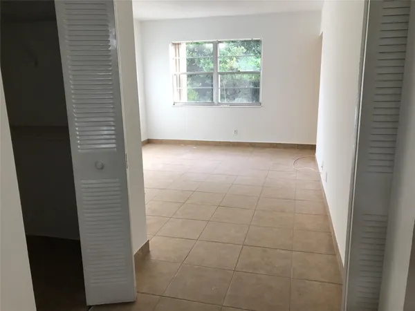 $160,000 | 4394 Northwest 9th Avenue, Unit 213A, Deerfield Beach, FL 33064