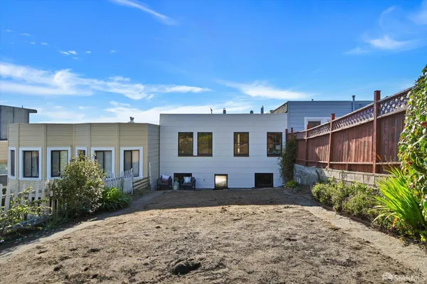 $1,095,000 | 2246 26th Avenue, San Francisco, CA 94116