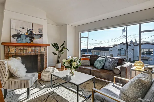 $1,095,000 | 2246 26th Avenue, San Francisco, CA 94116