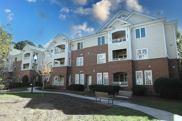 $465,000 | 100 Northbrook Drive, Unit 207, Raleigh, NC 27609