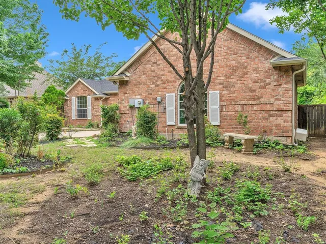 $399,000 | 1536 Valley Creek Road, Denton, TX 76205