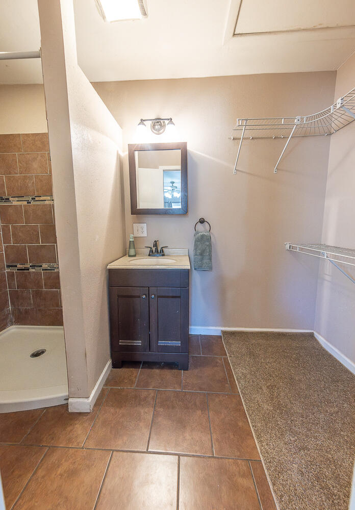 3512 38th Street Lubbock, TX 79413 - Photo 11 of 27 2L9A7989