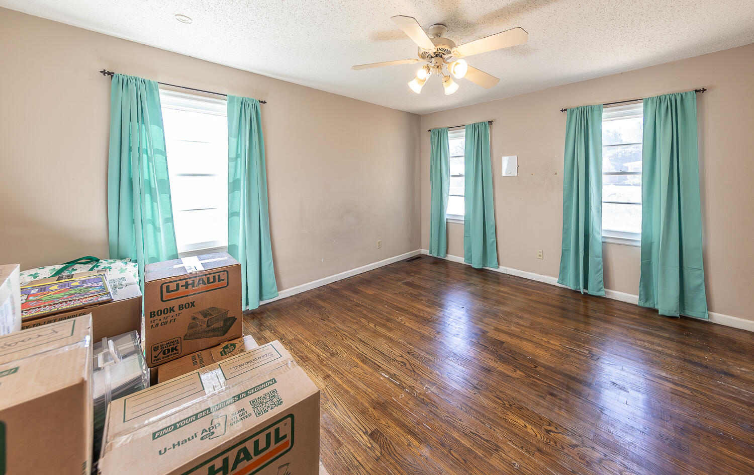 3512 38th Street Lubbock, TX 79413 - Photo 12 of 27 2L9A8000