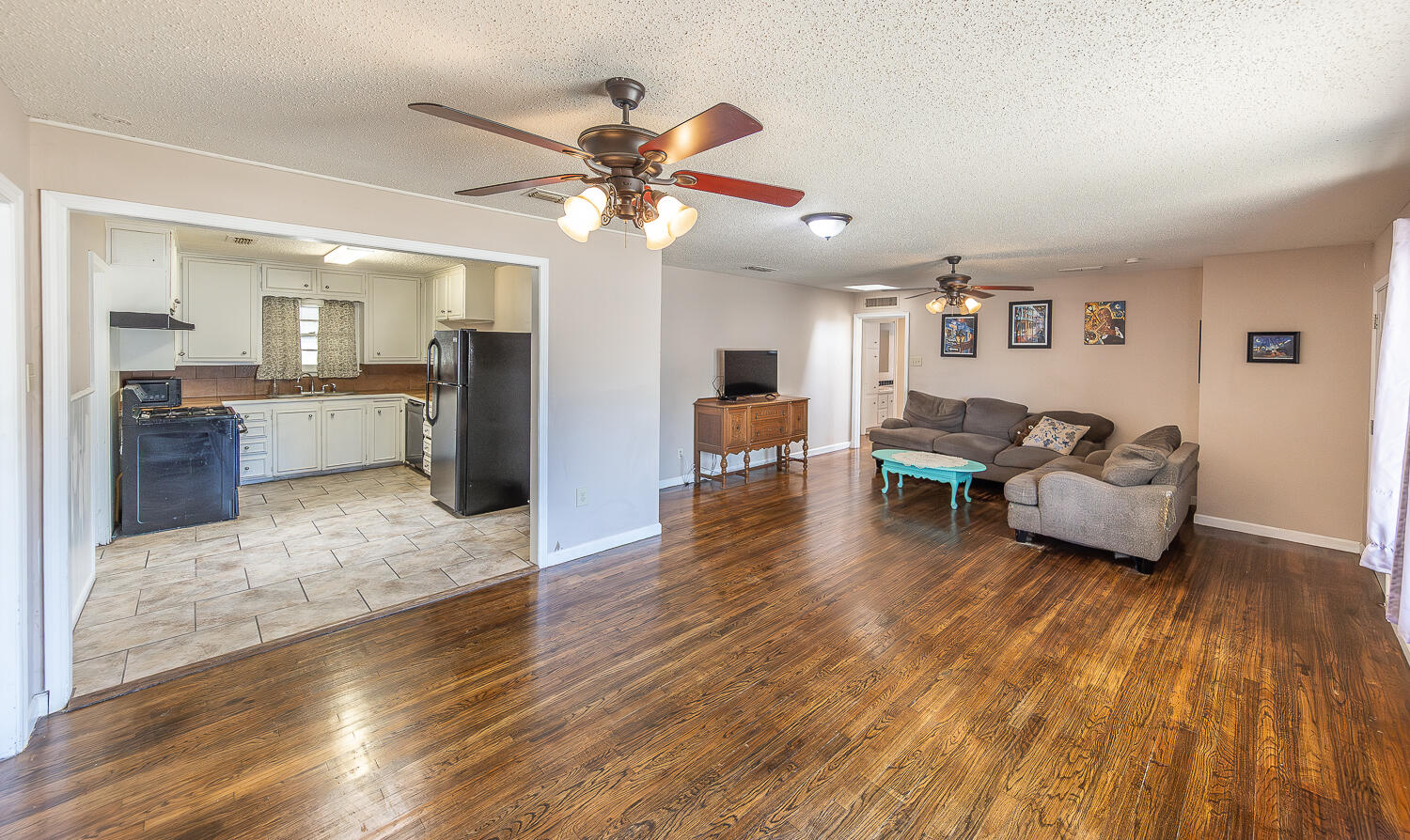 3512 38th Street Lubbock, TX 79413 - Photo 5 of 27 2L9A7942